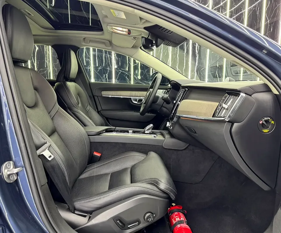 Volvo S90 2.0 AT 4WD (250 حصان) - 12