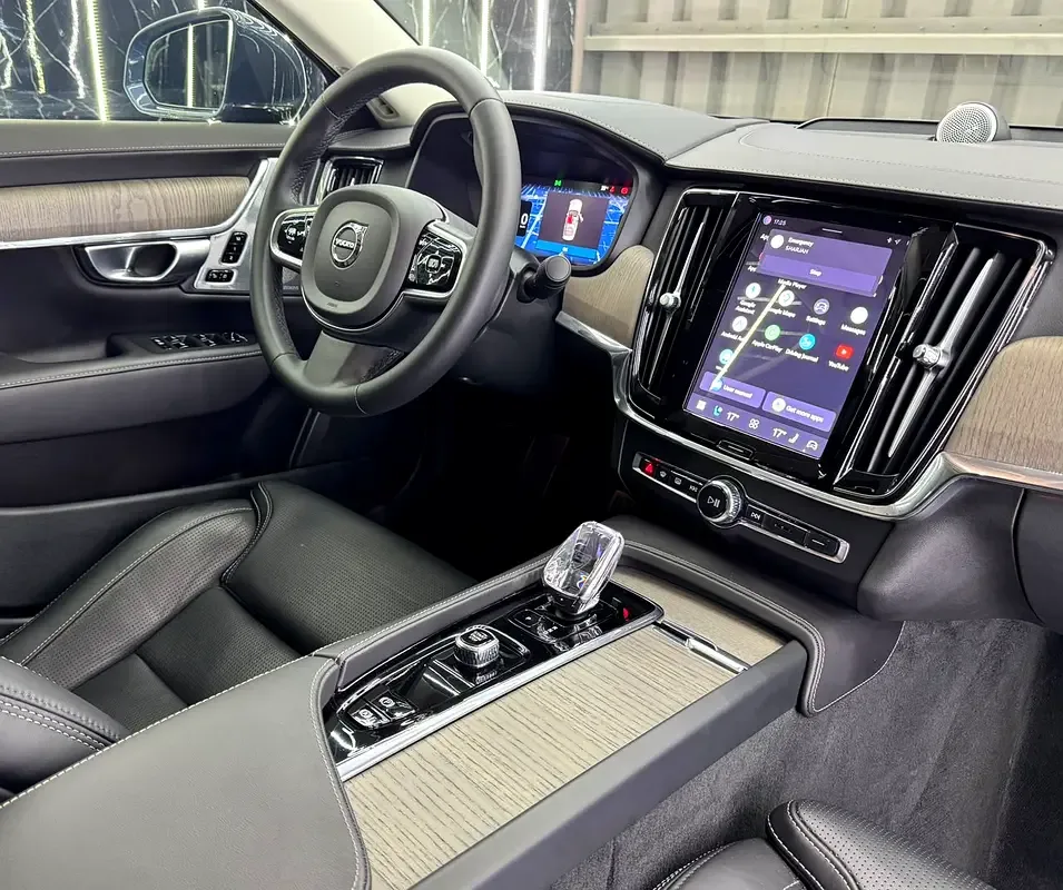 Volvo S90 2.0 AT 4WD (250 حصان) - 15