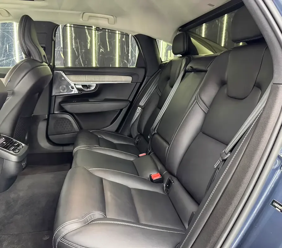 Volvo S90 2.0 AT 4WD (250 حصان) - 20