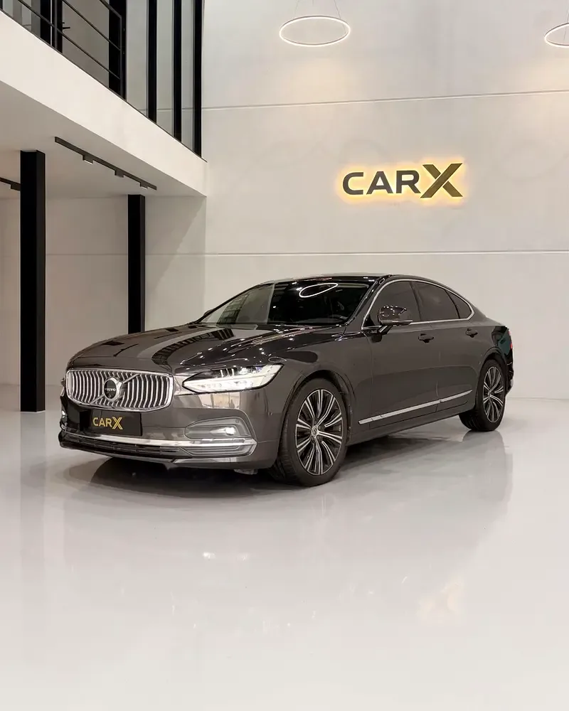 Volvo S90 2.0 AT 4WD (250 hp)