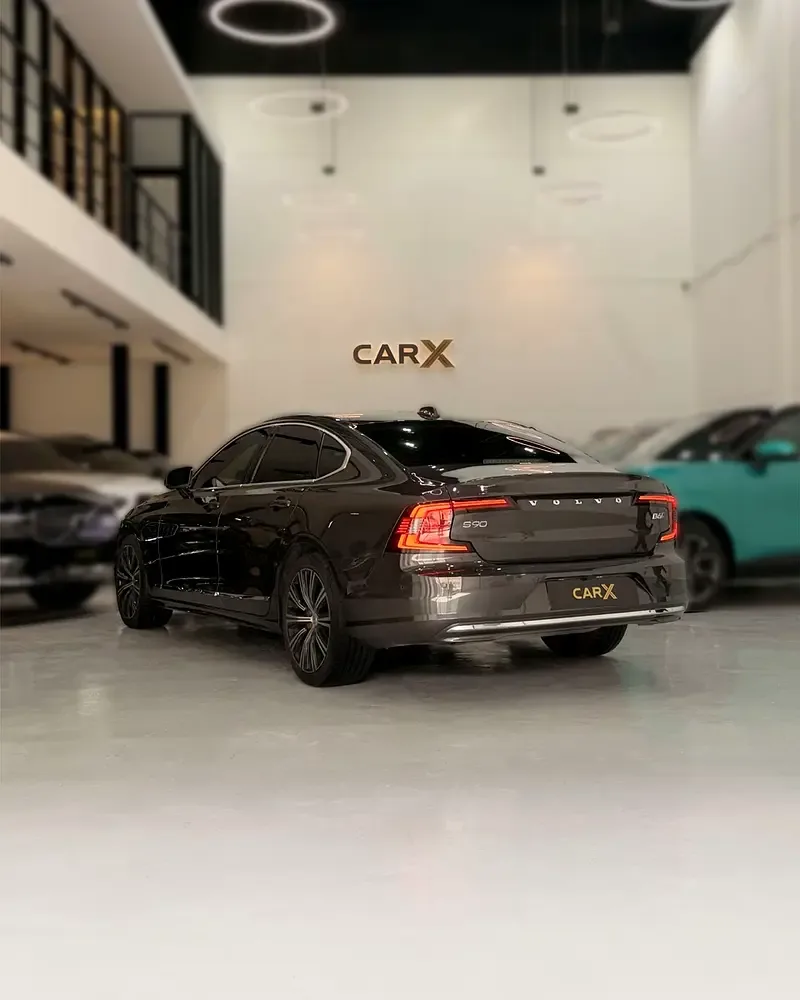 Volvo S90 2.0 AT 4WD (250 hp) - 4
