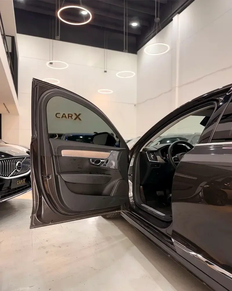 Volvo S90 2.0 AT 4WD (250 hp) - 9
