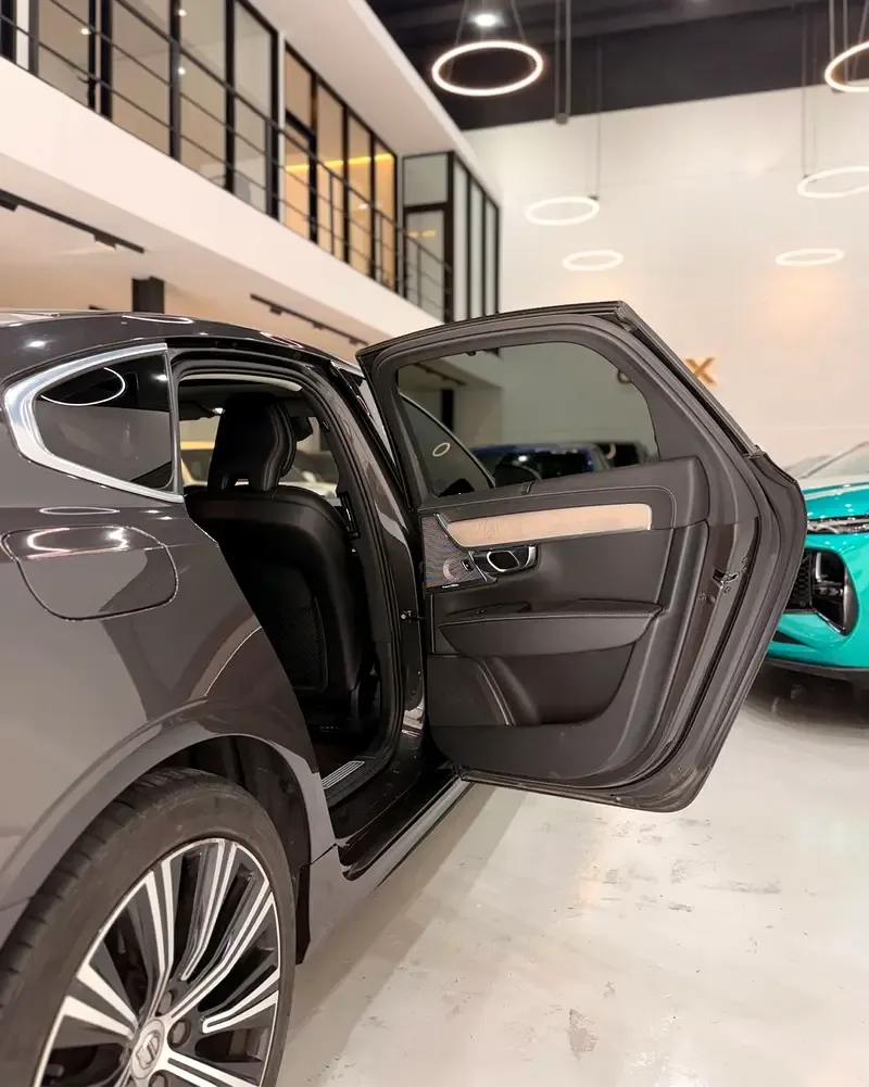 Volvo S90 2.0 AT 4WD (250 hp) - 12