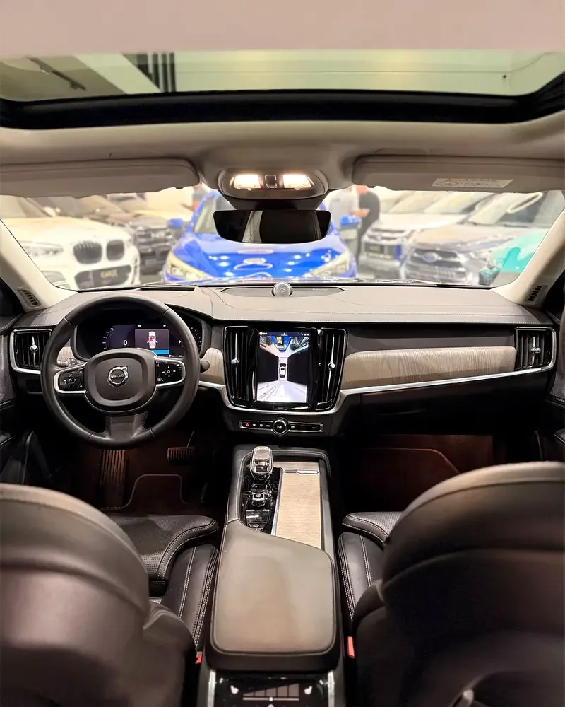 Volvo S90 2.0 AT 4WD (250 hp) - 14