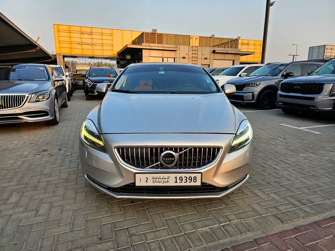 Volvo V40 1.5 T3 Drive-E Geartronic (152 hp)