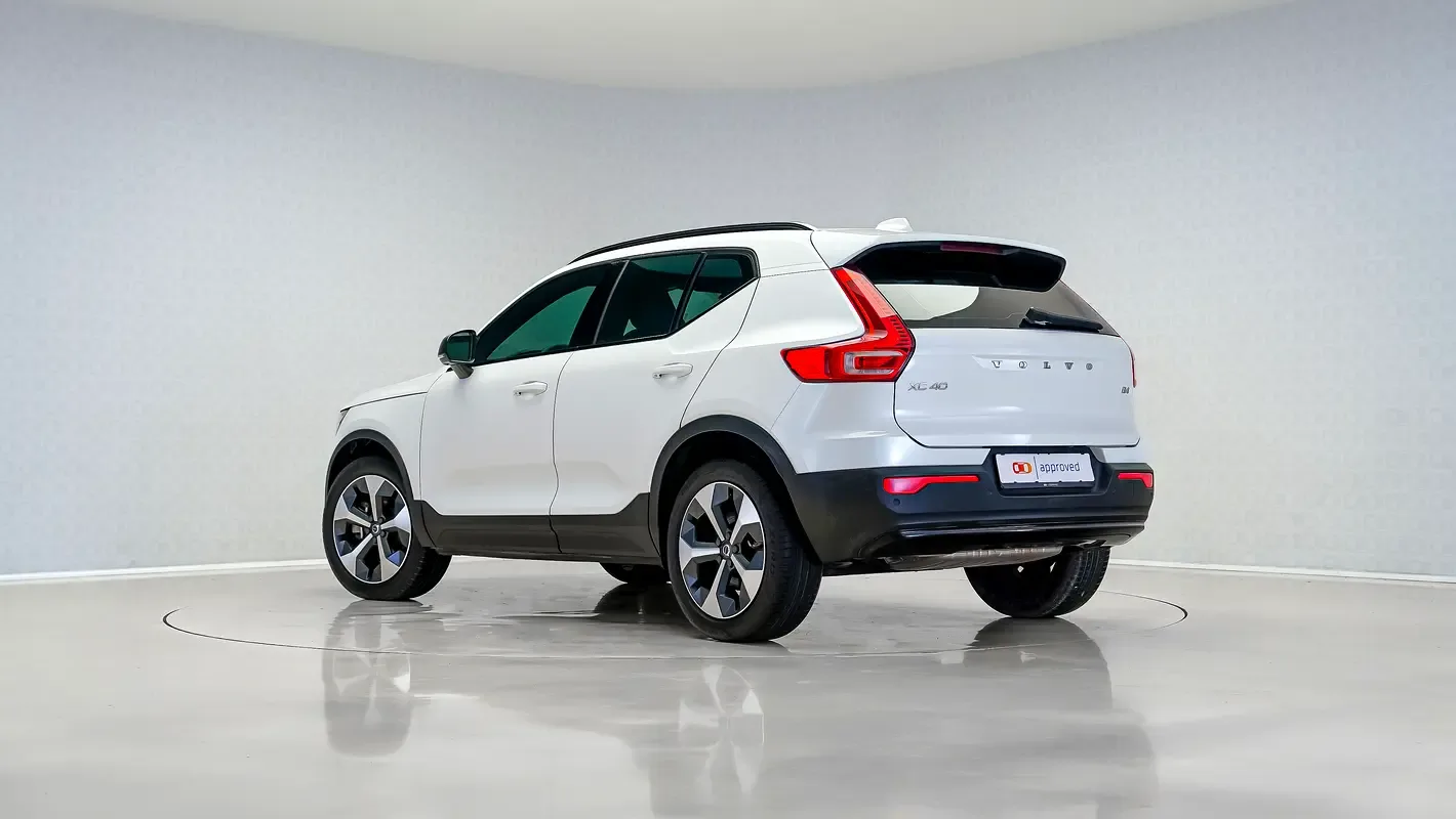 Volvo XC40 2.0 AMT (163 hp) - 2