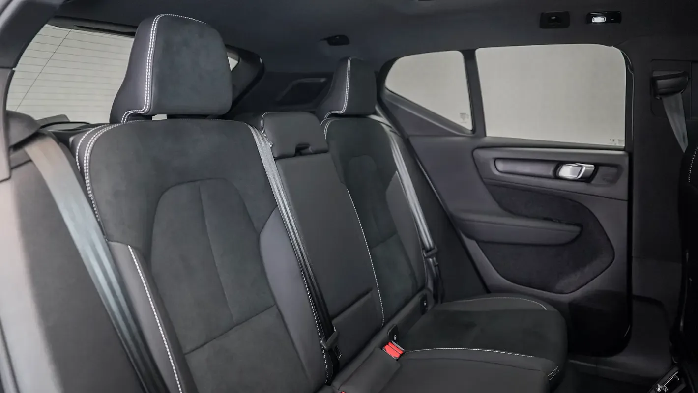 Volvo XC40 2.0 AMT (163 hp) - 6