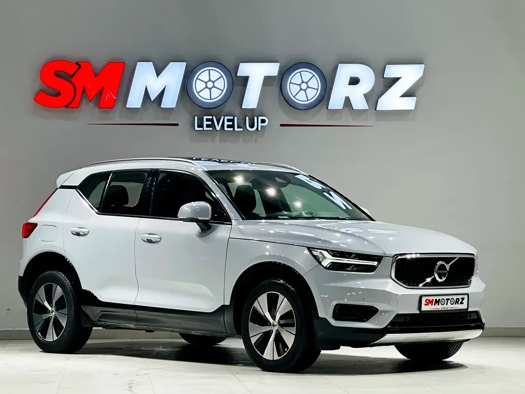 Volvo XC40 2.0 AMT (163 hp)