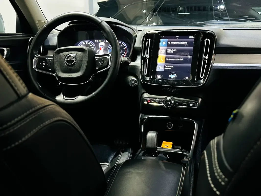 Volvo XC40 2.0 AMT (163 hp) - 14