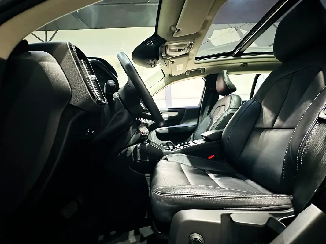 Volvo XC40 2.0 AMT (163 hp) - 13