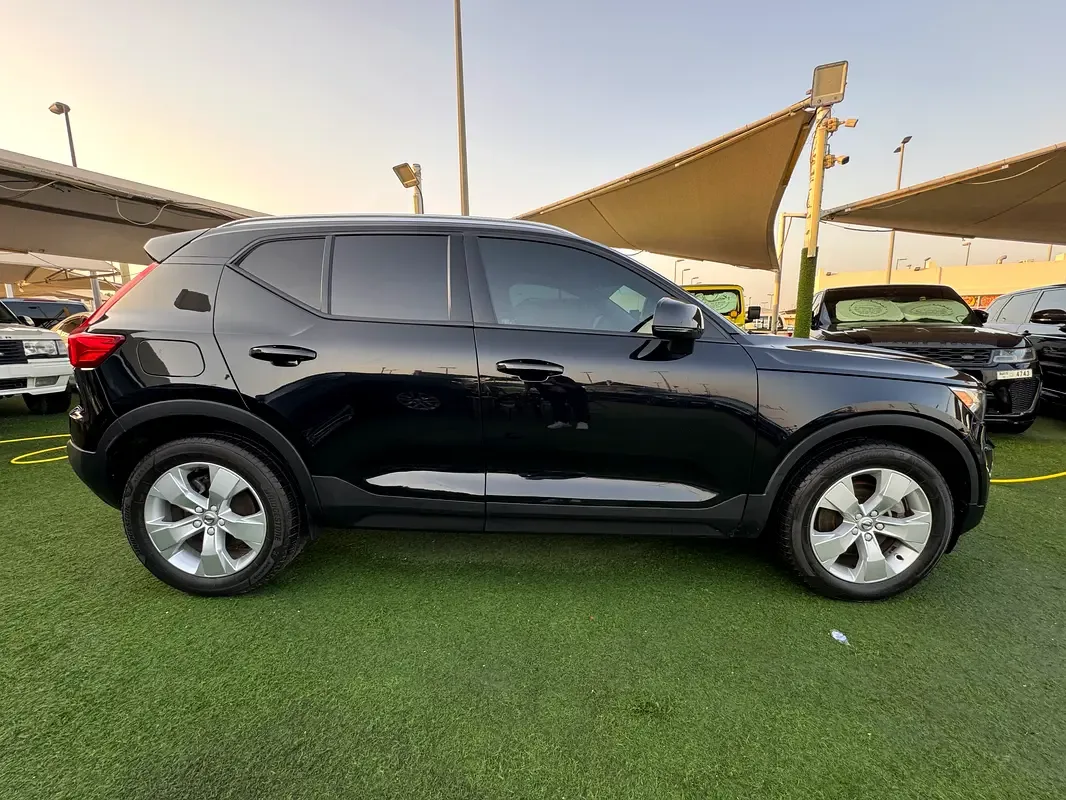 Volvo XC40 2.0 AMT (163 hp) - 2