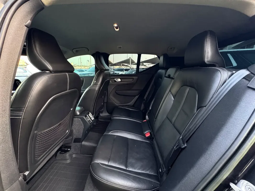 Volvo XC40 2.0 AMT (163 hp) - 6