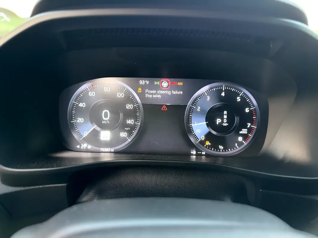 Volvo XC40 2.0 AMT (163 hp) - 10