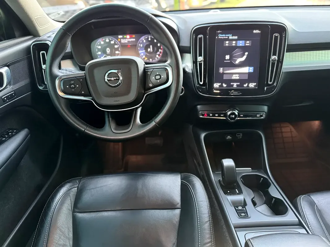 Volvo XC40 2.0 AMT (163 hp) - 8