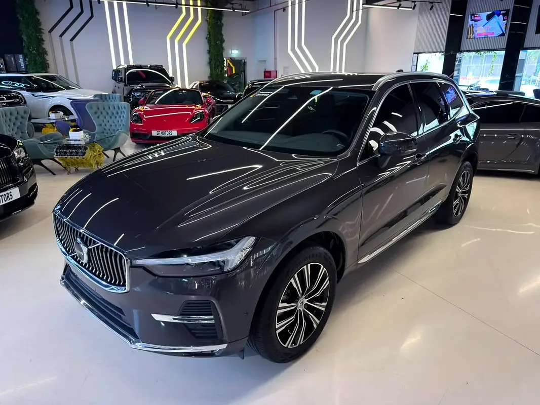 Volvo XC60 2.0 AT 4WD (250 hp)