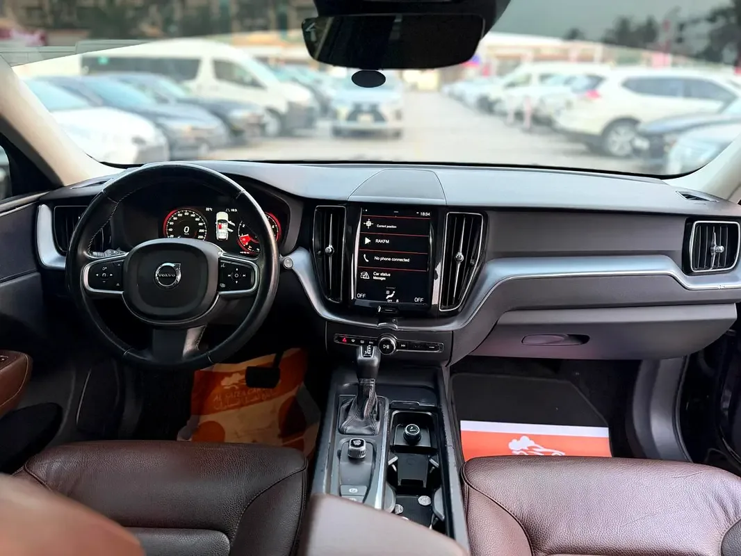 Volvo XC60 2.0 T5 AT AWD (249 hp) - 12
