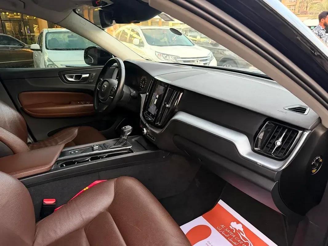Volvo XC60 2.0 T5 AT AWD (249 hp) - 15