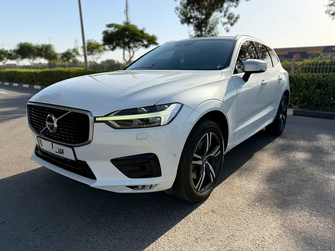 Volvo XC60 2.0 T6 AT AWD (320 حصان) - 2