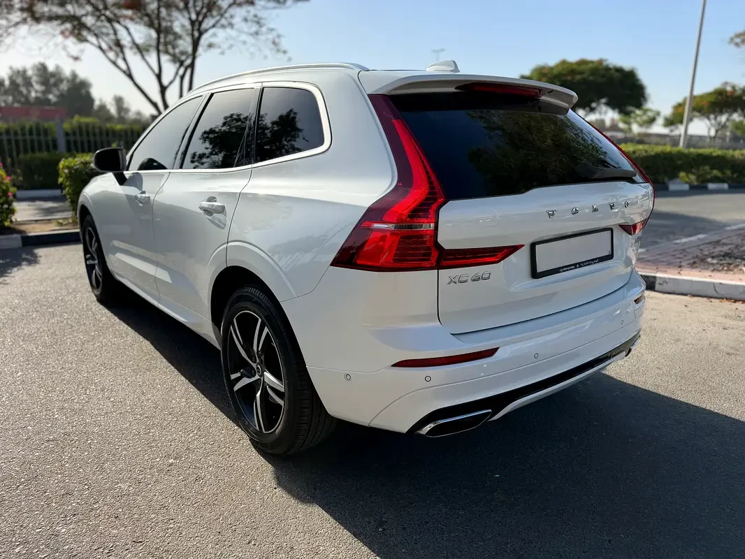 Volvo XC60 2.0 T6 AT AWD (320 حصان) - 5