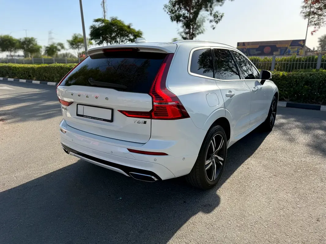 Volvo XC60 2.0 T6 AT AWD (320 حصان) - 7