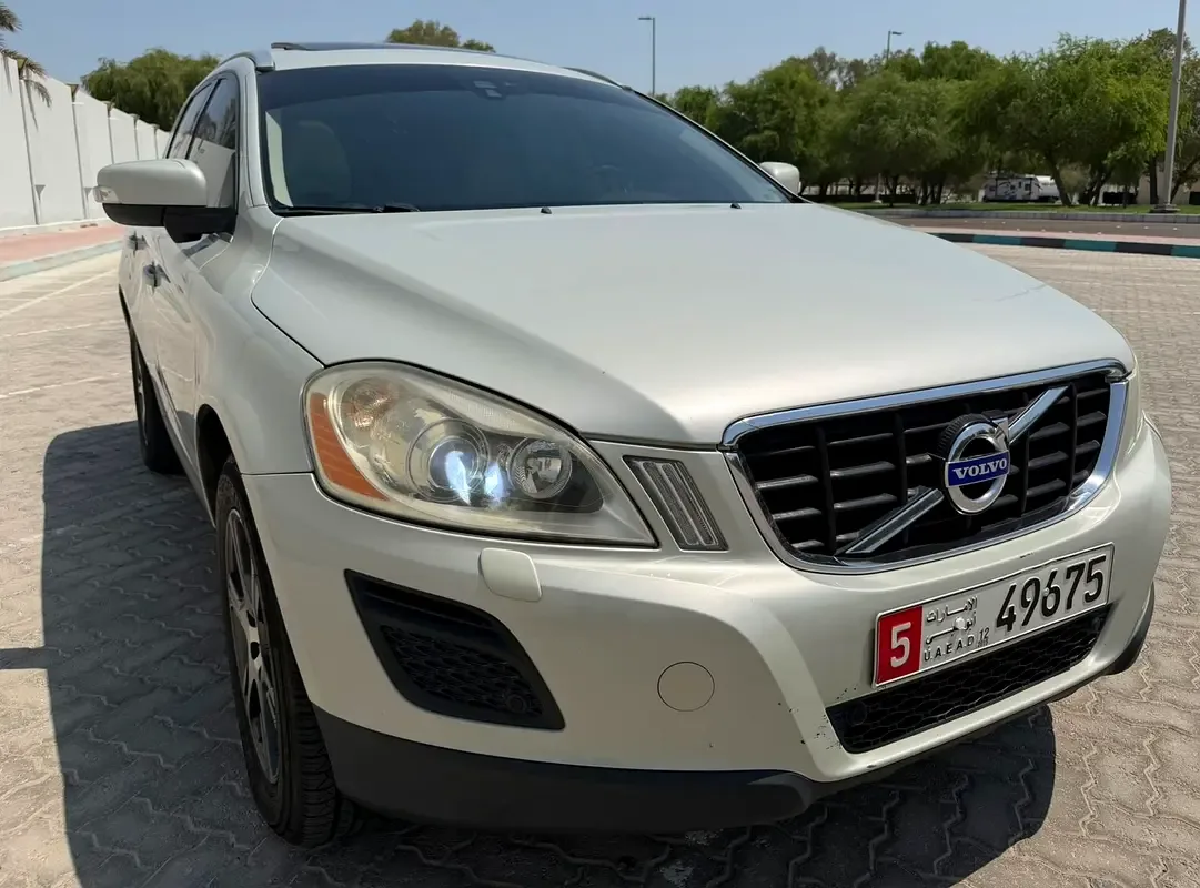 Volvo XC60 3.0 T6 Geartronic AWD (304 hp)