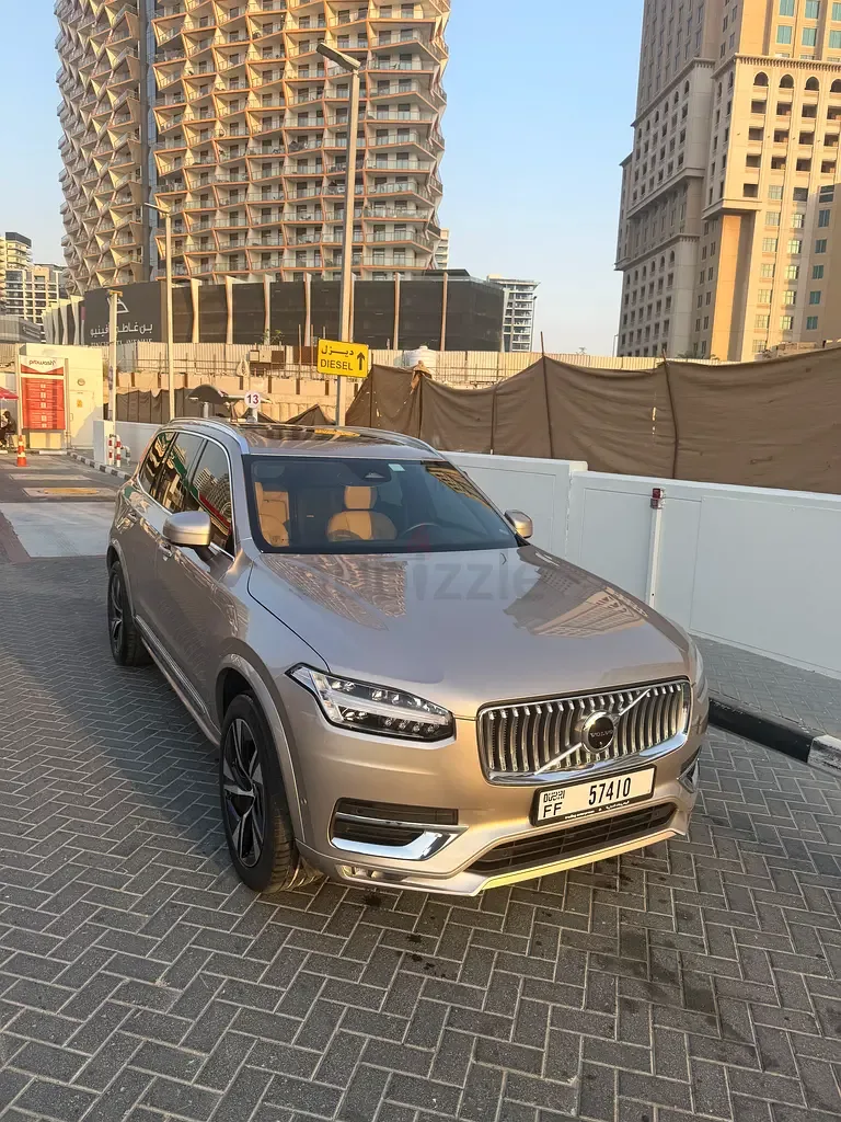 Volvo XC90 2.0 AT AWD (249 حصان) - 3