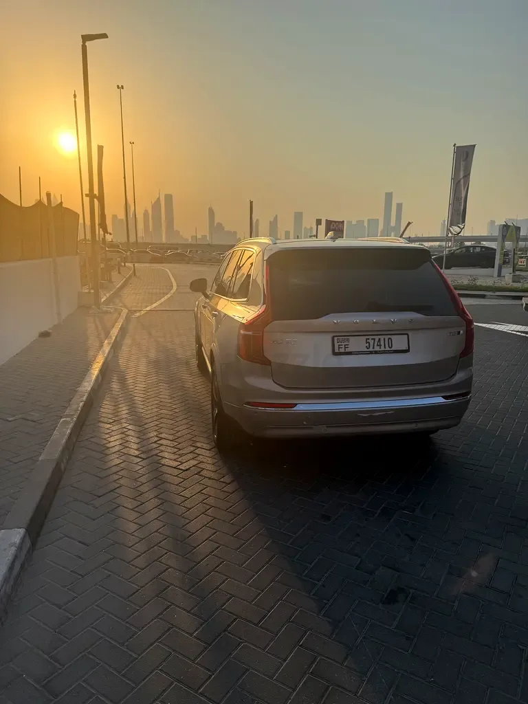Volvo XC90 2.0 AT AWD (249 حصان) - 7