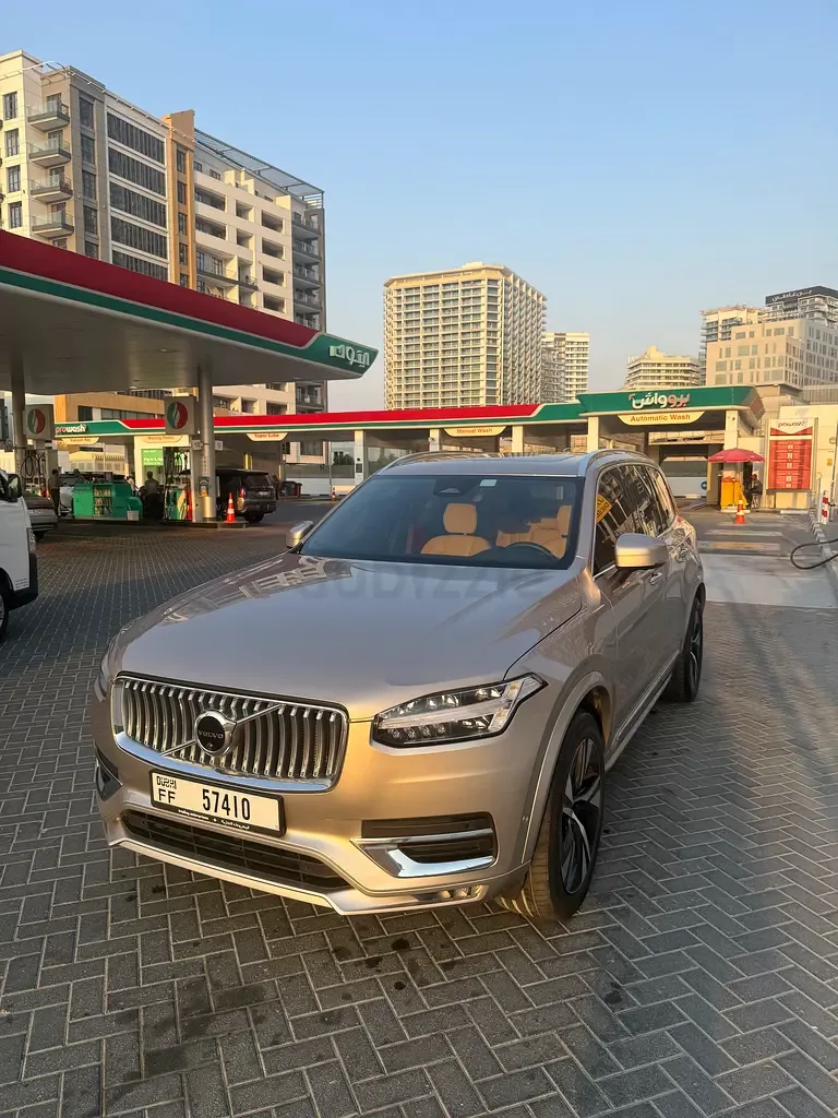 Volvo XC90 2.0 AT AWD (249 حصان) - 13