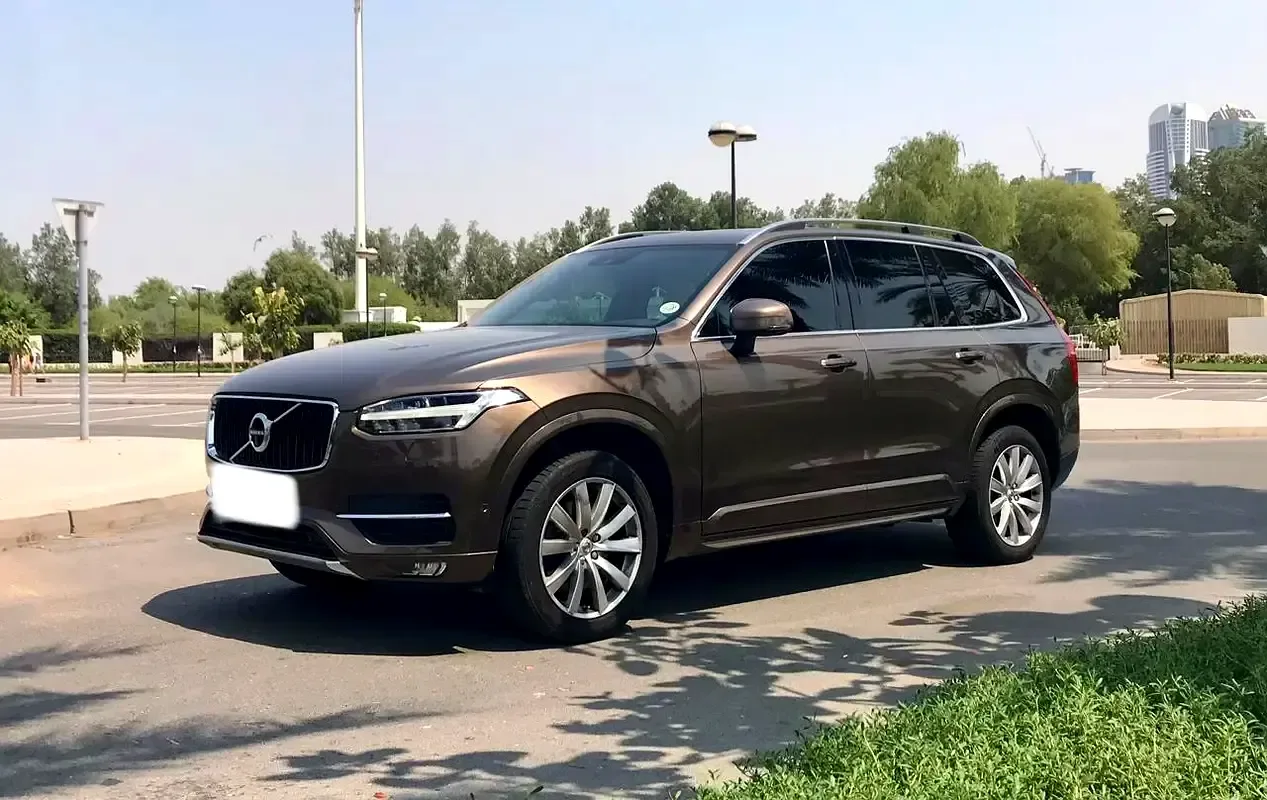 Volvo XC90 2.0 T6 Drive-E AT AWD (5 مقاعد) (310 حصان)