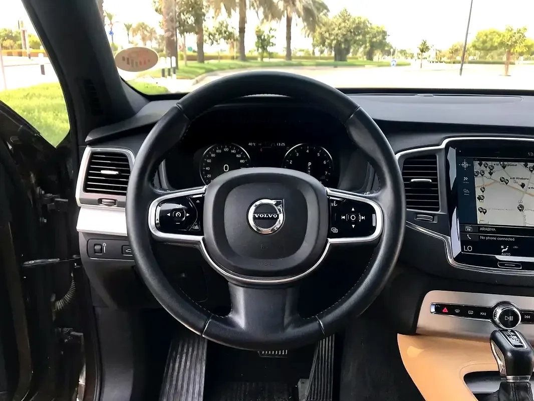 Volvo XC90 2.0 T6 Drive-E AT AWD (5 مقاعد) (310 حصان) - 18