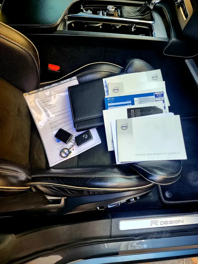 Volvo XC90 2.0 T6 Drive-E AT AWD (5 places) (320 hp) - 16
