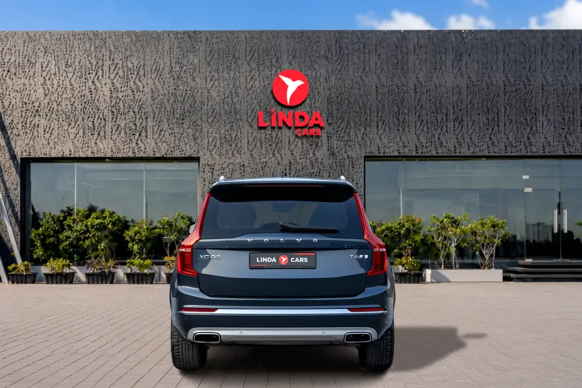 Volvo XC90 2.0 T6 Drive-E AT AWD (7 مقاعد) (320 حصان) - 4