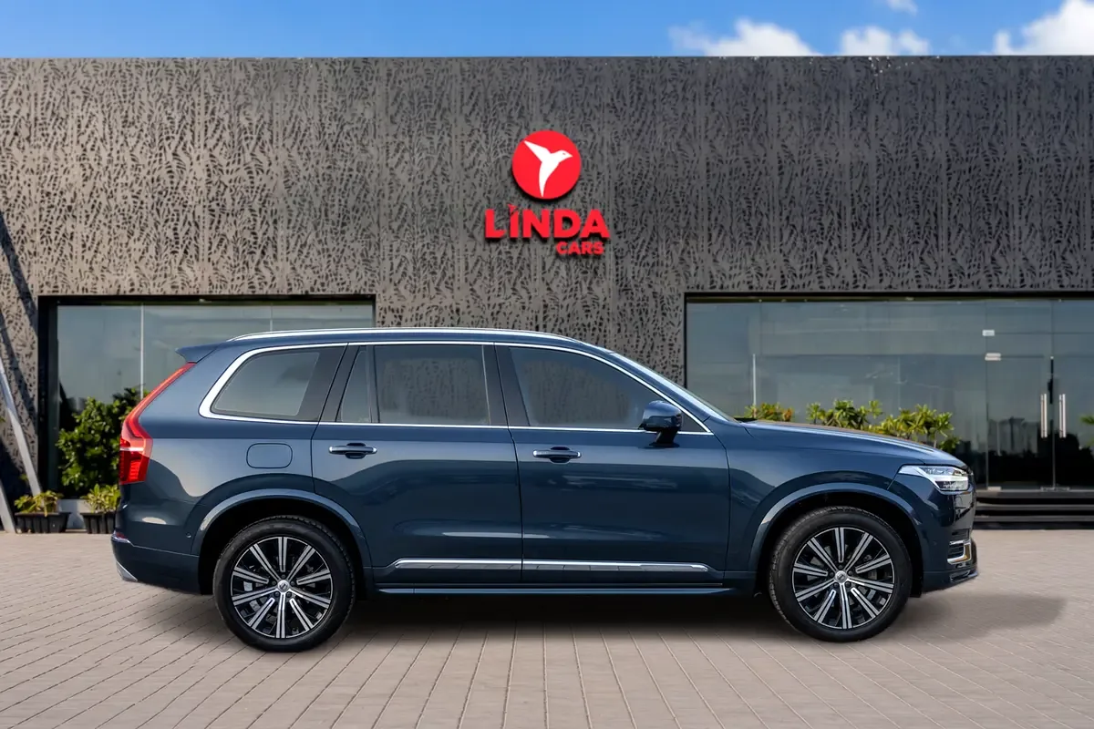 Volvo XC90 2.0 T6 Drive-E AT AWD (7 مقاعد) (320 حصان) - 7