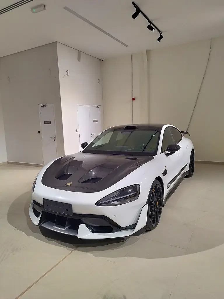Xiaomi SU7 AT 4WD (1548 hp)