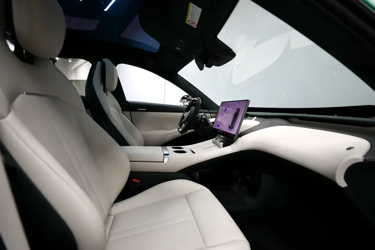 Xiaomi YU7 AT AWD (690 hp) - 8