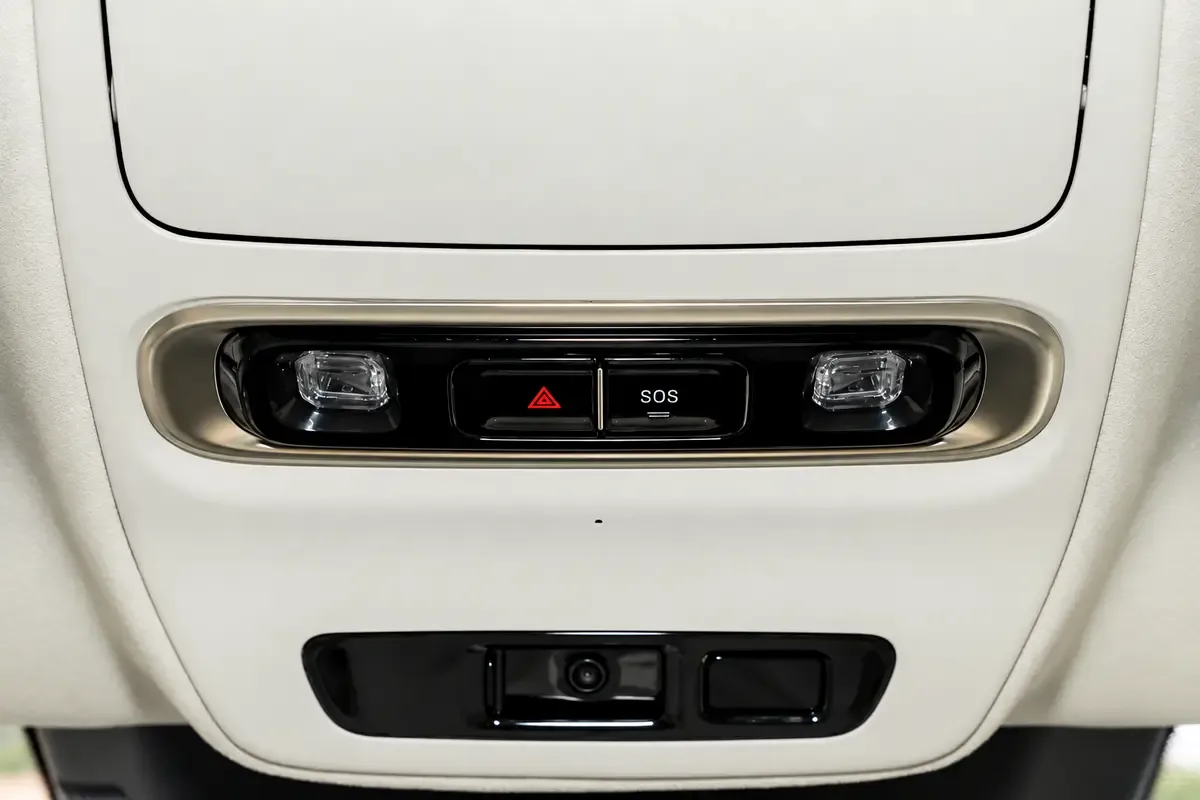 Xpeng GX 1.5 AT AWD (503 hp) - 14