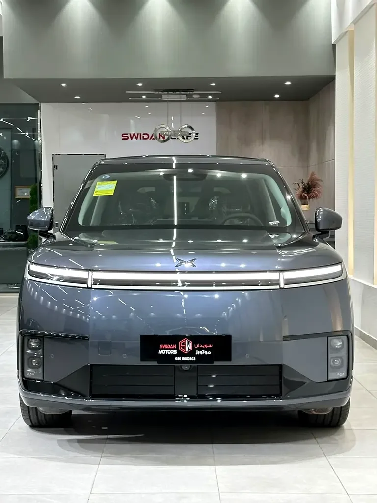 Xpeng GX 1.5 AT AWD (503 hp) - 2