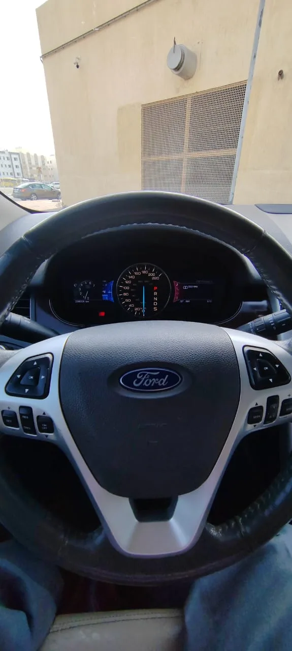 Ford Edge 3.5 AT AWD (288 حصان) - 17