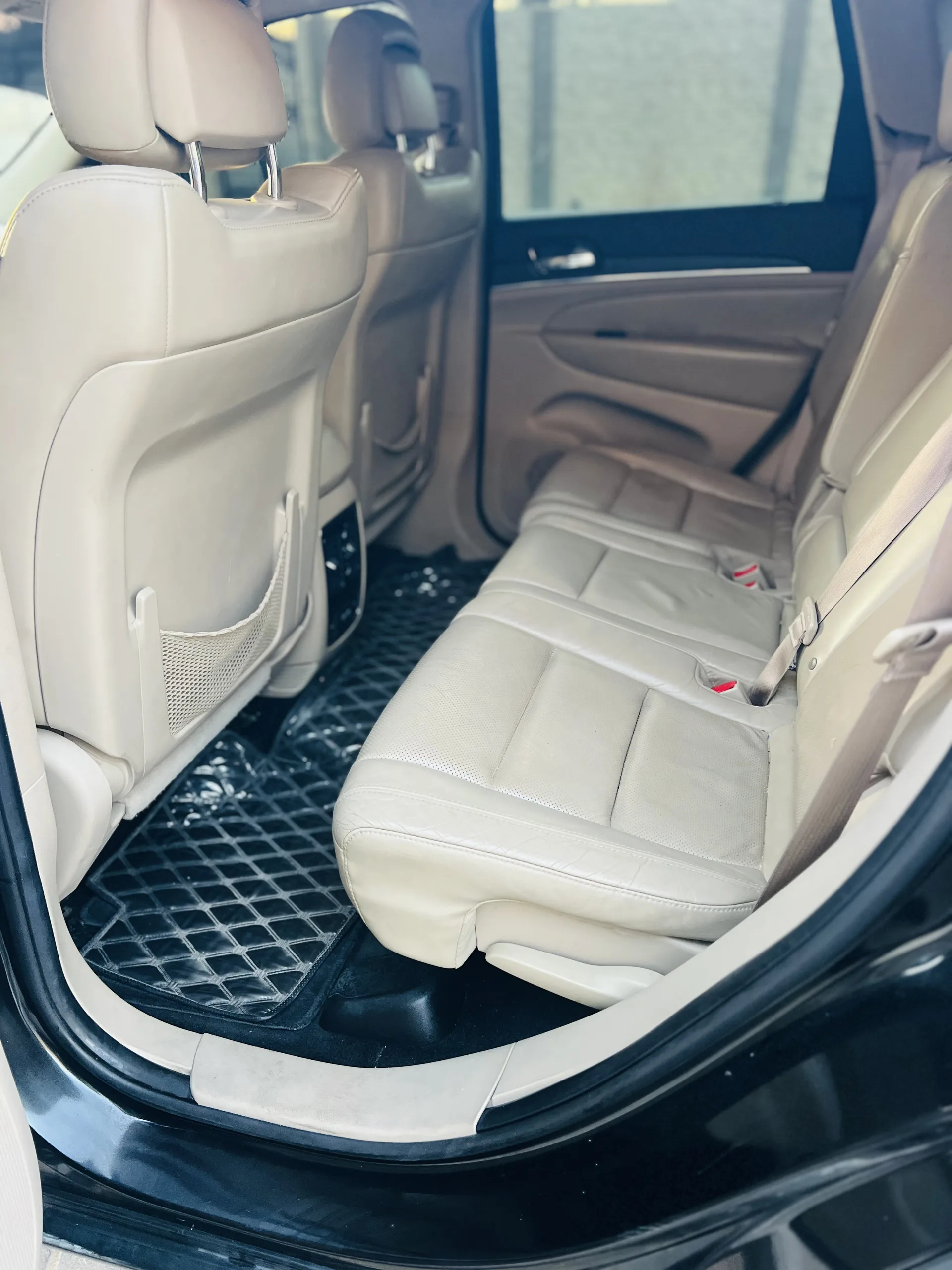 Jeep Grand Cherokee 5.7 Hemi AT AWD (347 حصان) - 12