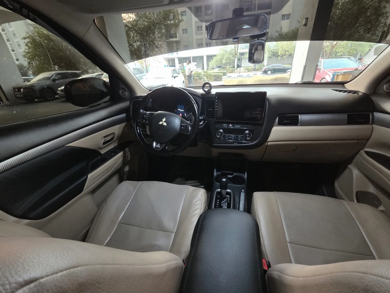 Mitsubishi Outlander 3.0 AT 4WD (230 hp) - 4