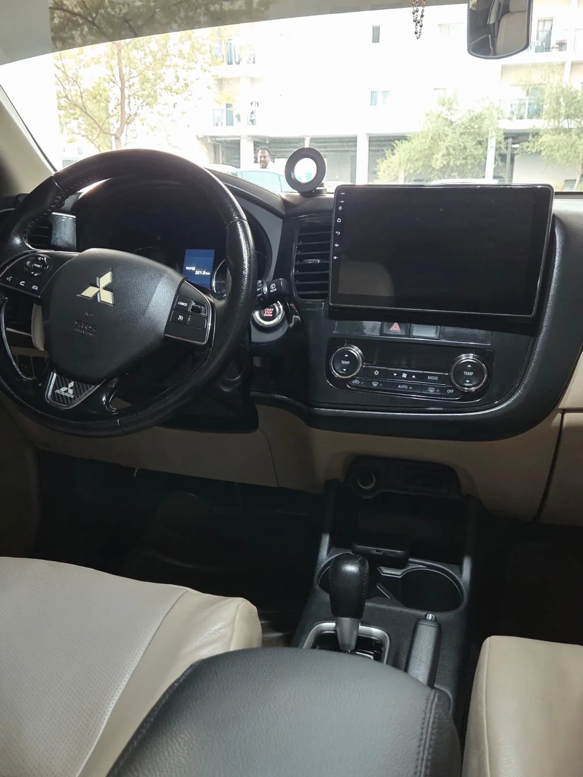 Mitsubishi Outlander 3.0 AT 4WD (230 hp) - 8