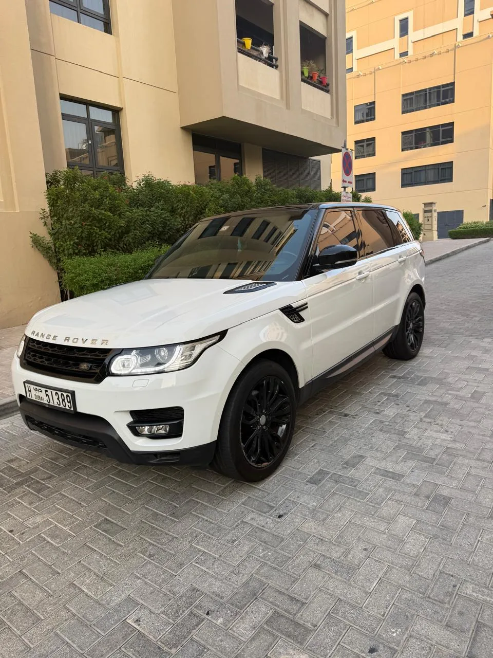 Land Rover Range Rover Sport 3.0 V6 Supercharged AT AWD (340 حصان) - 2