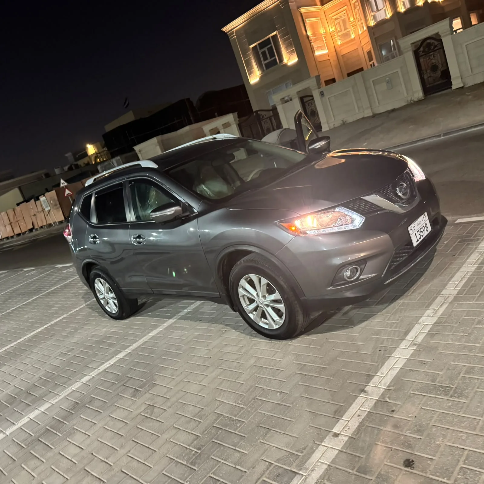 Nissan Rogue 2.5 CVT 4WD (173 حصان) - 3
