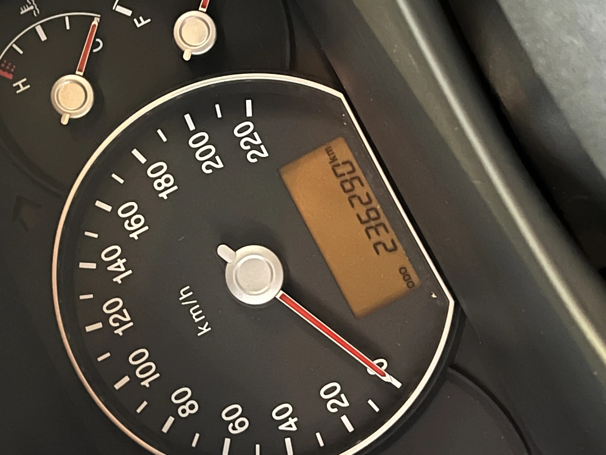 Kia Carens 2.0 AT (152 hp) - 6
