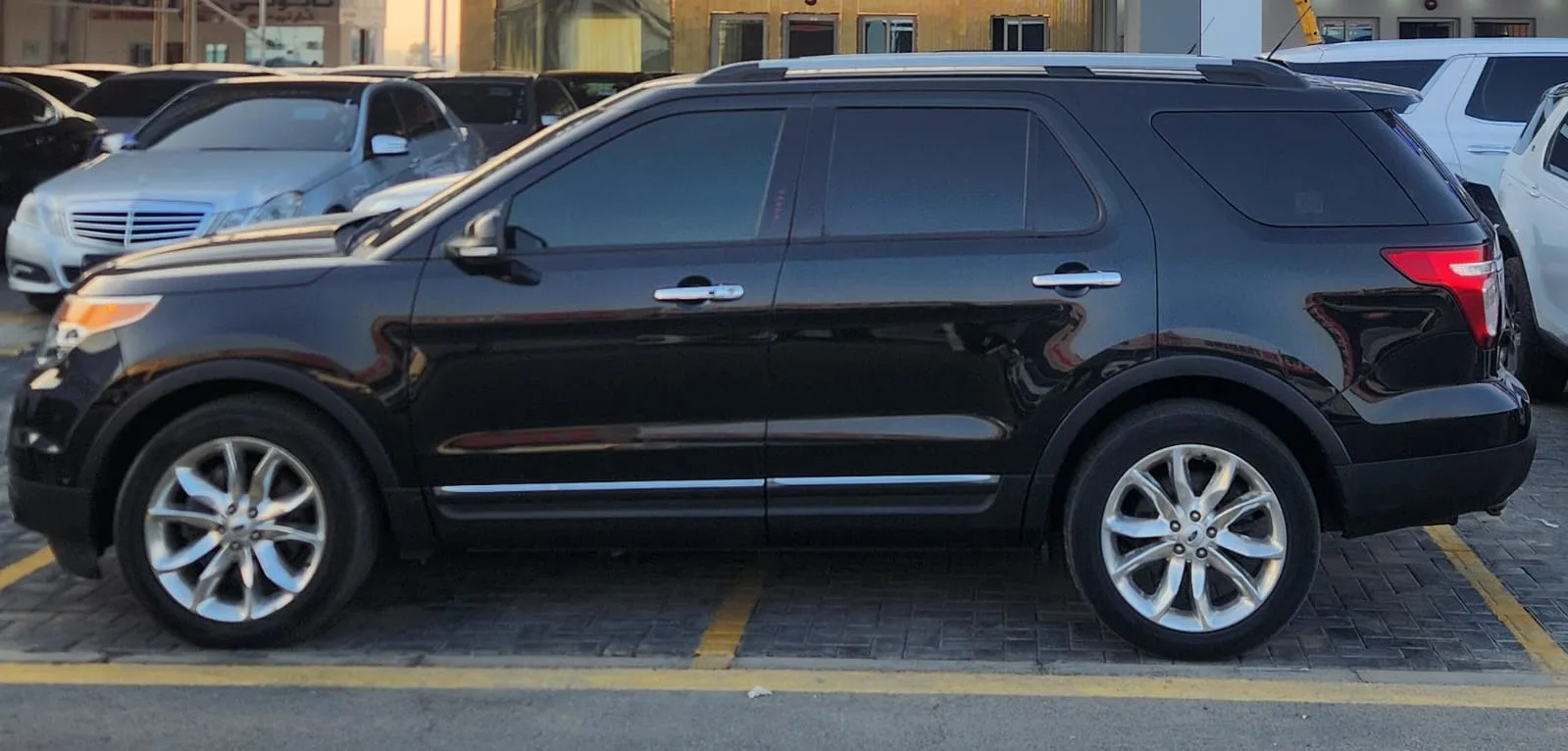 Ford Explorer 3.5 SelectShift (294 حصان) - 3